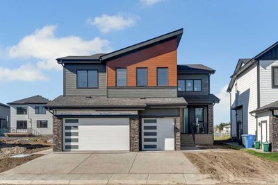 38 S Shore Rd, House detached with 7 bedrooms, 6 bathrooms and 6 parking in Chestermere AB | Image 2