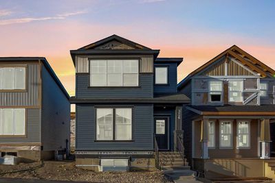 326 Ambleton St Nw, House detached with 3 bedrooms, 2 bathrooms and 2 parking in Calgary AB | Image 1