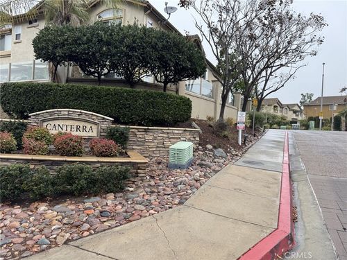 unit-4-10294 Scripps Poway Pkwy, San Diego, CA, 92131-5108 | Card Image