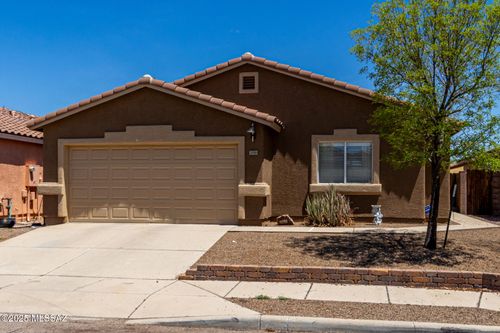 2150 W Roundwood Pl, Tucson, AZ, 85745-7049 | Card Image
