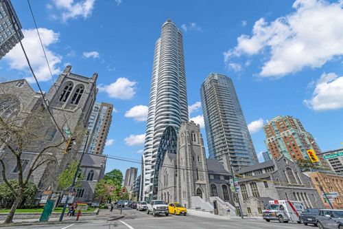 1033 Nelson St, Vancouver, BC, V6E1J1 | Card Image