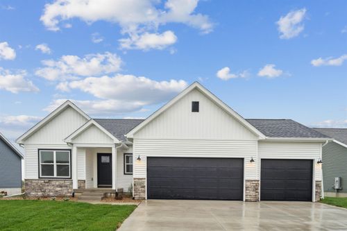 4528 Sonoma Dr, Cedar Falls, IA, 50613 | Card Image