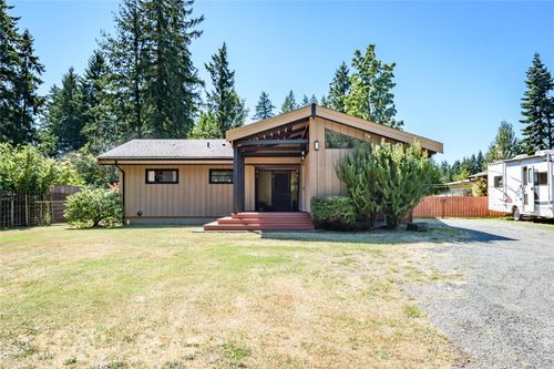 6661 Island Hwy N, Merville, BC, V0R2M0 | Card Image