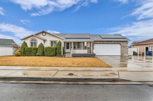 9203 S Holly Lily Ln, West Jordan, UT, 84081-6123 | Card Image