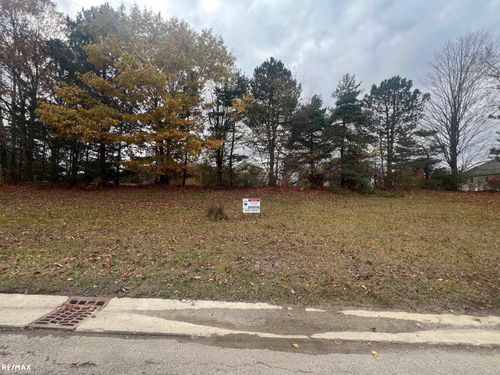 68579 Lake Angela Pointe, Richmond, MI, 48062-5627 | Card Image