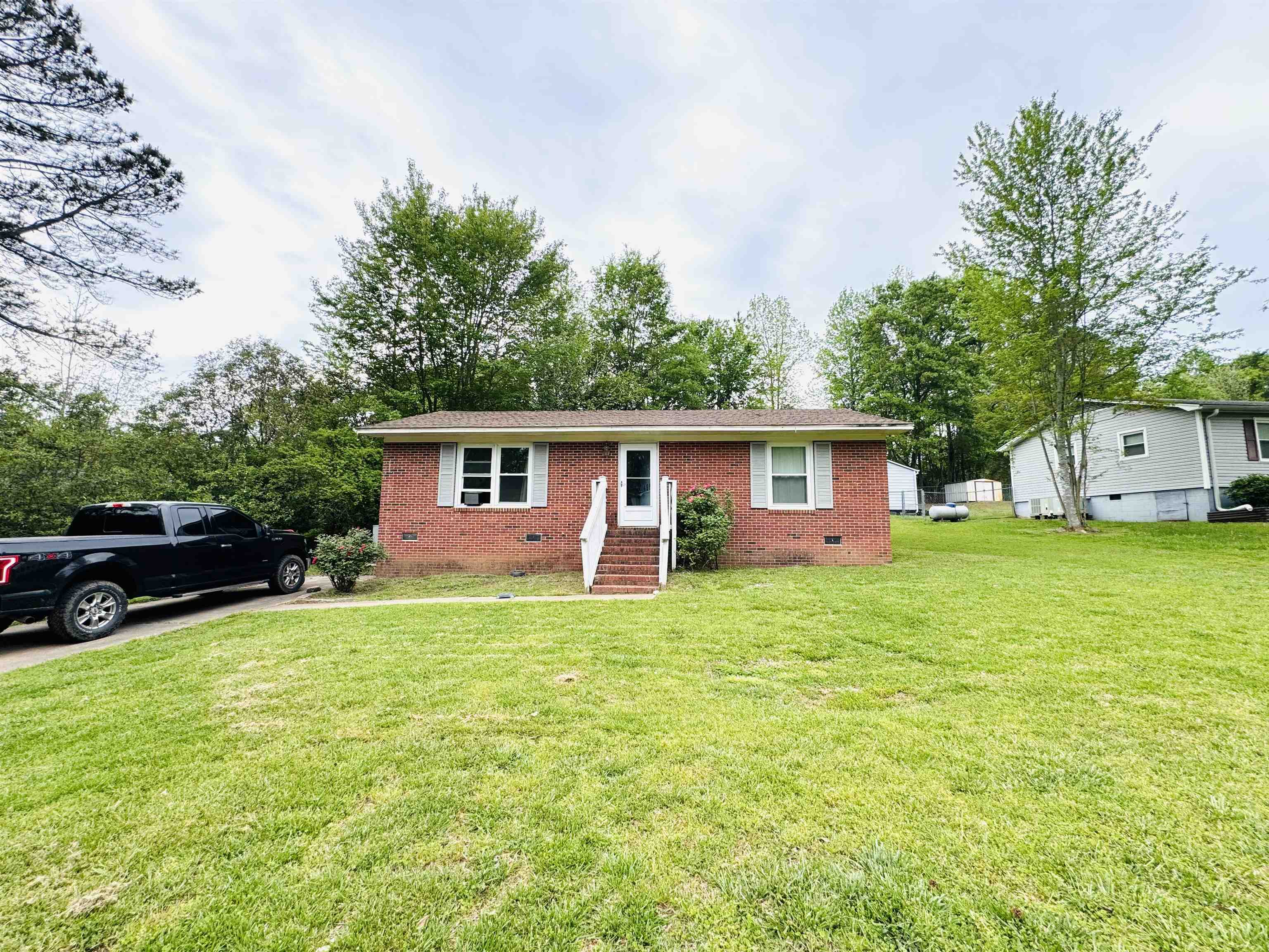 Killion Dr, Gaffney, SC 29340