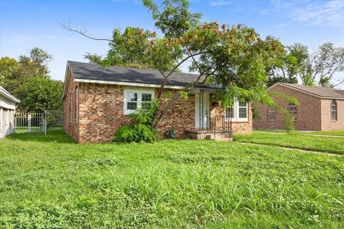 524 Dearborn St, Waco, TX, 76704-1824 | Card Image