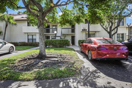 3367 Perimeter Dr, Greenacres, FL, 33467-2068 | Card Image
