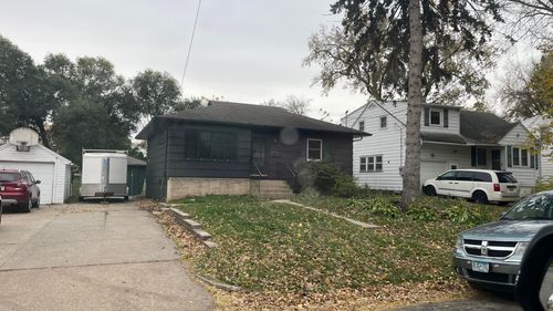 1226 10th Ave Se, Rochester, MN, 55904-5315 | Card Image