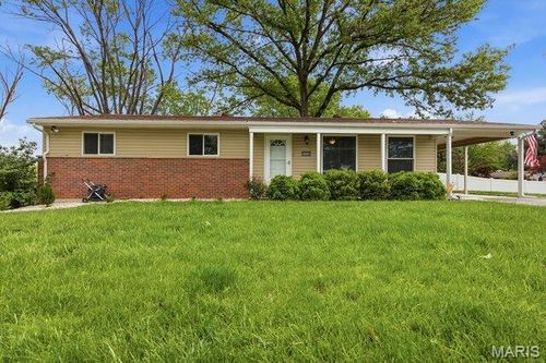 1340 Craig Rd, Saint Louis, MO, 63146-5271 | Card Image