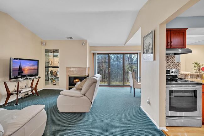 Living Room | Image 5