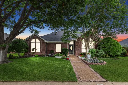 4055 Seabury Dr, Dallas, TX, 75287-5031 | Card Image