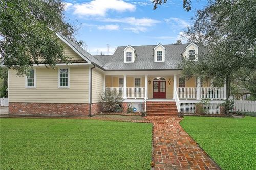 700 Dewey Ave, Slidell, LA, 70458-3720 | Card Image