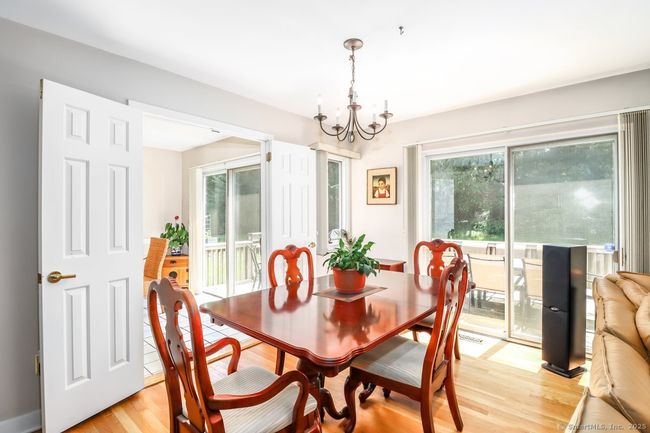 APT-2 - 230 New Canaan Ave, Condo with 3 bedrooms, 3 bathrooms and 3 parking in Norwalk CT | Image 8