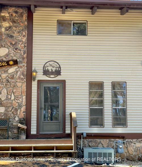i3-220 Lookout Dr, Ruidoso, NM, 88345-9053 | Card Image