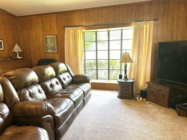 500 Apache Trl, House other with 3 bedrooms, 3 bathrooms and null parking in Comanche TX | Image 13