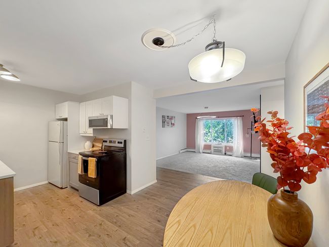 APT-8B - 124 N Whistler Ave, Condo with 2 bedrooms, 1 bathrooms and 1 parking in FREEPORT IL | Image 10