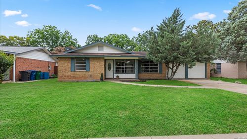 5026 Lakewood Dr, San Antonio, TX, 78220-4908 | Card Image