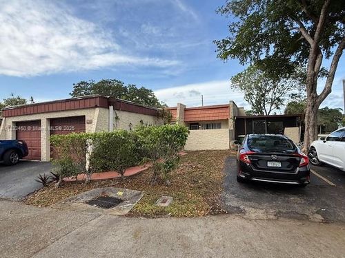 e2-9423 Nw 65th St, Tamarac, FL, 33321-3547 | Card Image