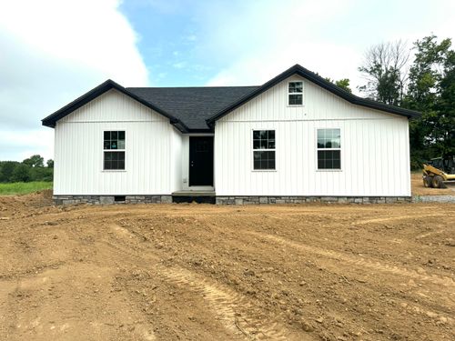 3186 Perryville Rd, Harrodsburg, KY, 40330-9640 | Card Image