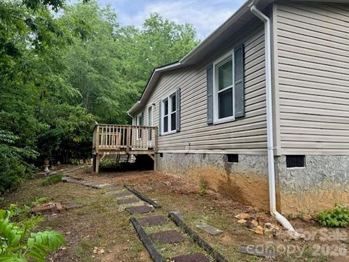 25 Glenn Lance Ln, Fairview, NC, 28730-9529 | Card Image