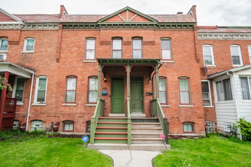 10433 S Corliss Avenue, Chicago, IL, 60628 | Card Image
