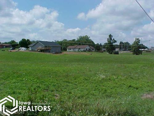 1114 Ilion Ave, Chariton, IA, 50049 | Card Image