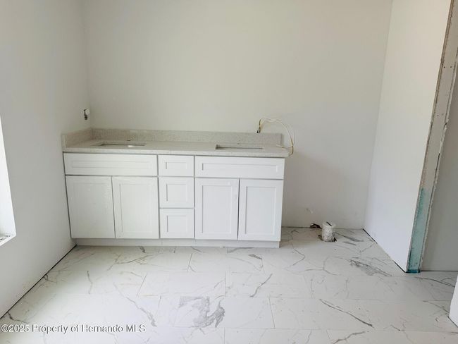 14586 Mocking Wren Rd, House other with 4 bedrooms, 2 bathrooms and null parking in WEEKI WACHEE FL | Image 9