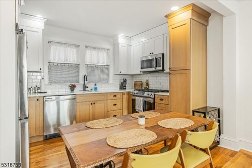 1-46 James St, Montclair, NJ, 07042-2952 | Card Image