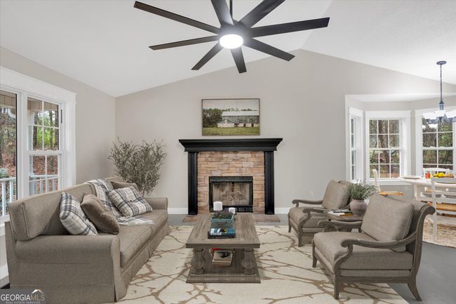 12 Remington Ct, House other with 3 bedrooms, 2 bathrooms and 2 parking in Euharlee GA | Image 10