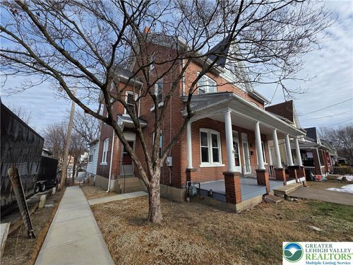 515 E Church St, Slatington, PA, 18080-2009 | Card Image