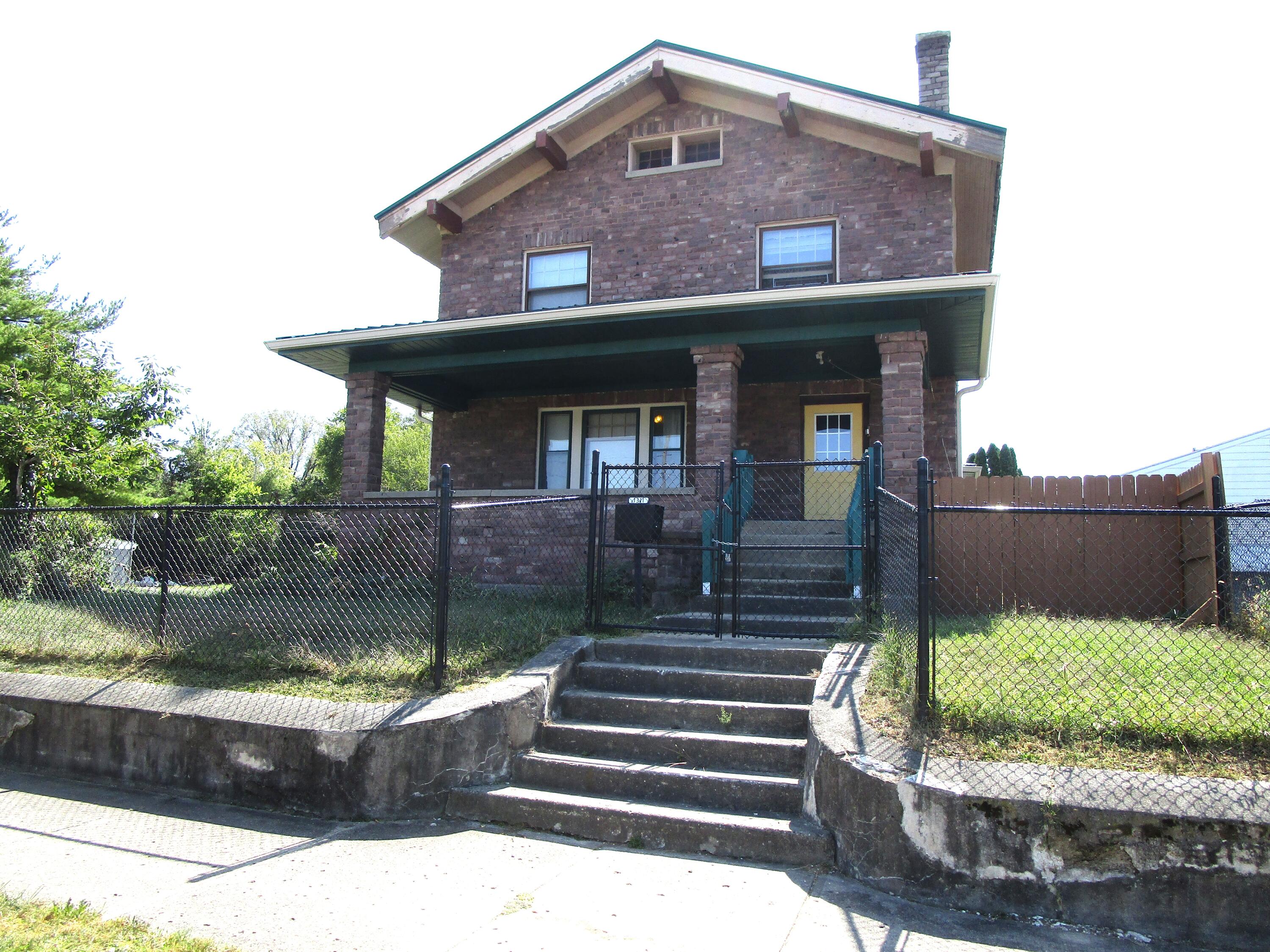 Kenton St, Springfield, OH 45505