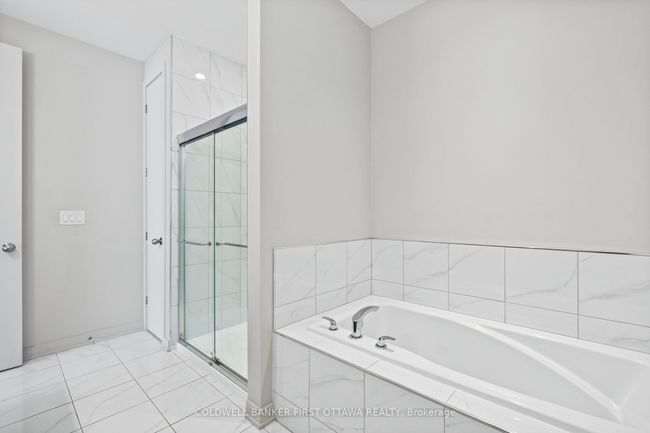 945 Islington Way, House other with 4 bedrooms, 4 bathrooms and 4 parking in Ottawa ON | Image 28