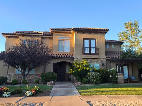 211 E Swallowtail Ln, Washington, UT, 84780 | Card Image