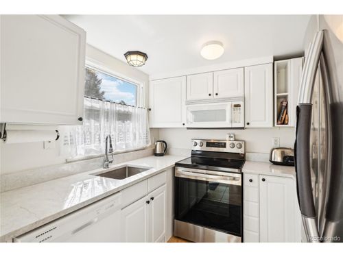 5959 S Willow Way, Greenwood Village, CO, 80111-5119 | Card Image