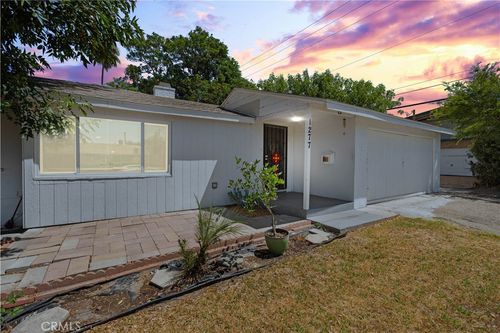 1277 Mindo Dr, Pomona, CA, 91767-5119 | Card Image