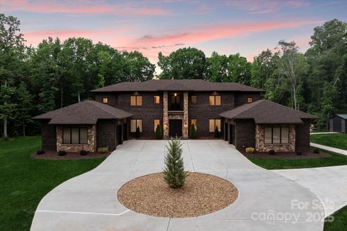 3020 Brooks Mill Ln, Wingate, NC, 28174-8239 | Card Image