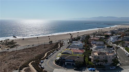 151 Napoleon St, Playa del Rey, CA, 90293-8089 | Card Image