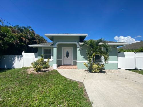 3837 Riedel Ave, Palm Springs, FL, 33461-3641 | Card Image