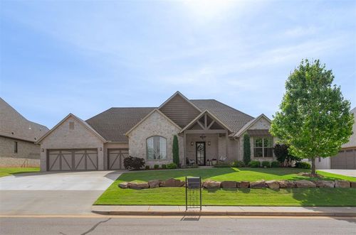 3116 Hillside Dr, Edmond, OK, 73012-1217 | Card Image