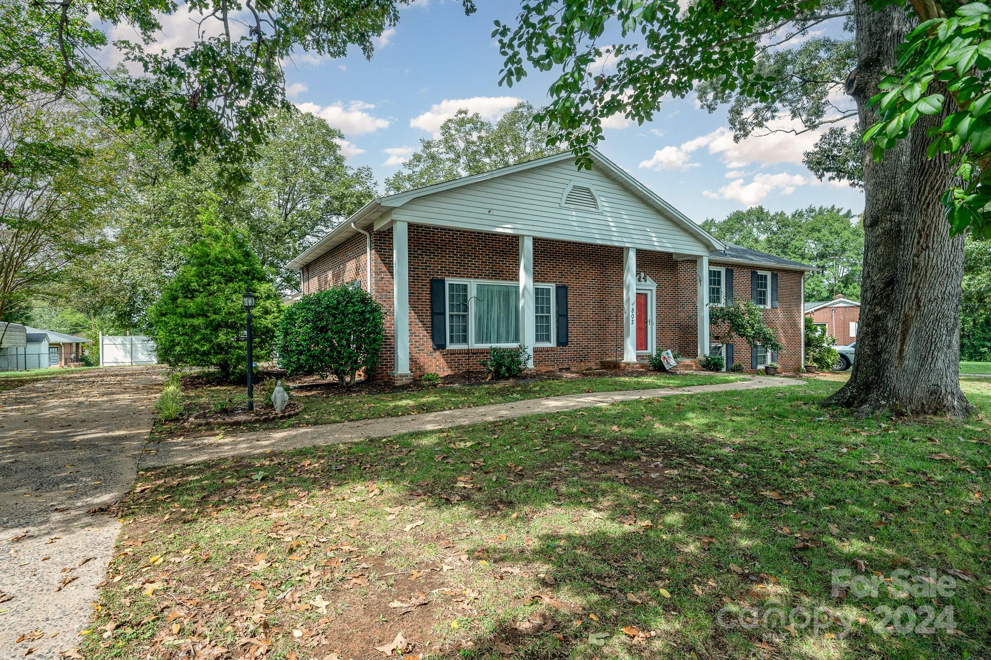 Charles Rd, Shelby, NC 28152