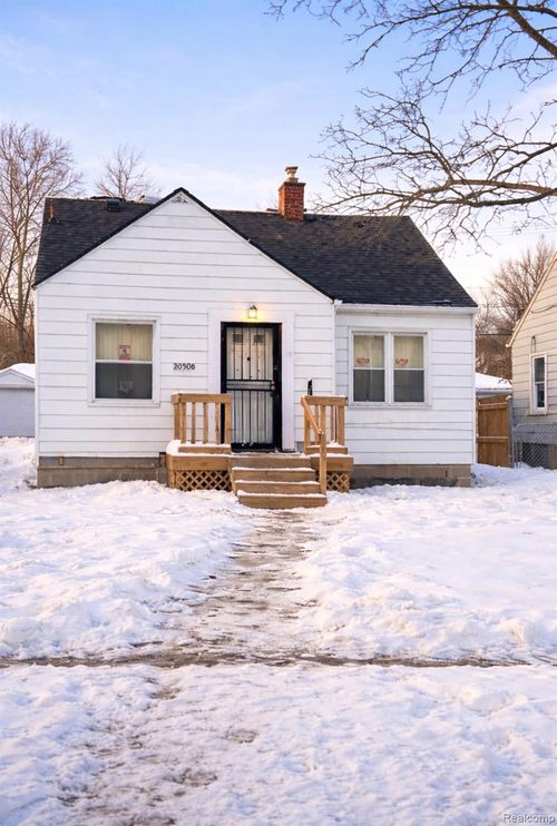 20508 Kenosha St, Harper Woods, MI, 48225-2248 | Card Image