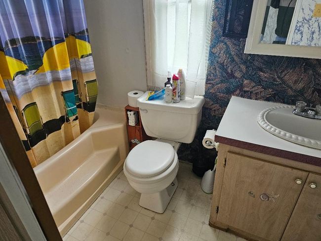 171 Sparrow Dr, House other with 3 bedrooms, 2 bathrooms and 12 parking in Bluefield VA | Image 4