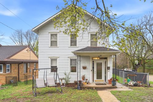 401 Crawford Ave, Dixon, IL, 61021-3139 | Card Image