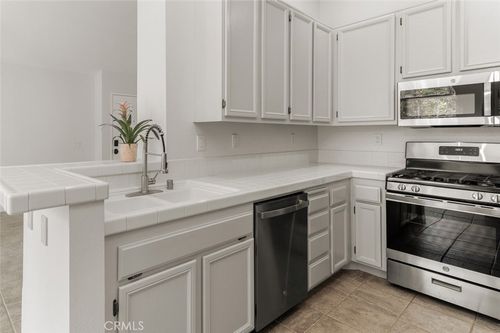 16 Chaumont Cir, Lake Forest, CA, 92610-2327 | Card Image