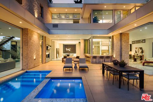 9311 Readcrest Dr, Beverly Hills, CA, 90210-2532 | Card Image