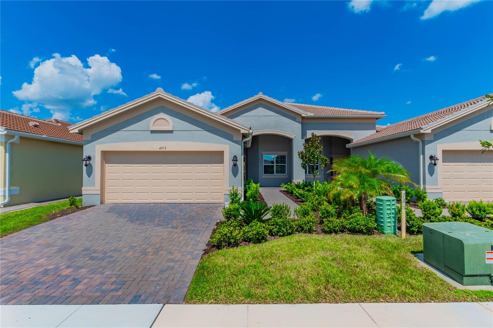 Avila Lakes Dr, Wimauma, FL 33598
