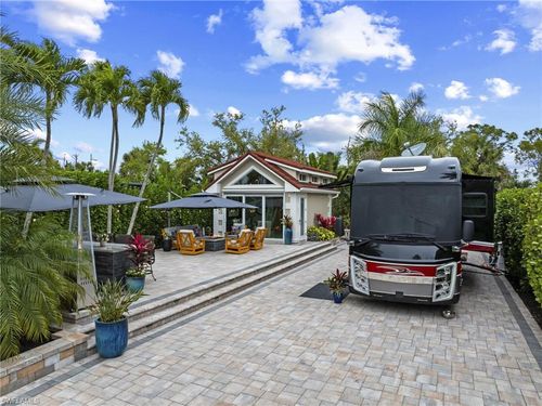 4706 Southern Breeze Dr, NAPLES, FL, 34114-9433 | Card Image