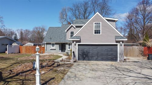 1117 Glendale St, Midland, MI, 48642-4707 | Card Image