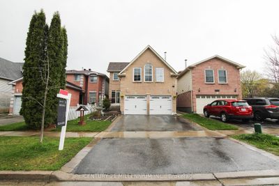 2274 Chapman Crt, House other with 4 bedrooms, 4 bathrooms and 6 parking in Pickering ON | Image 1